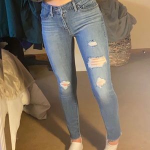 SOLD DO NOT BUY Levi’s 711 Skinny Women’s Jeans